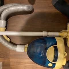 掃除機（詰め替え用紙パック付)