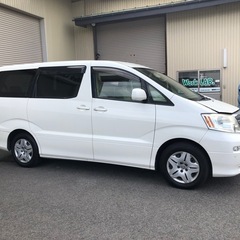 トヨタ　アルファード　の画像