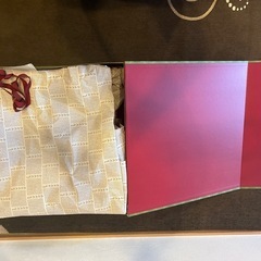 GUCCI  特大空箱の画像