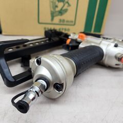 【引取限定】【中古美品】HIKOKI 38ｍｍ常圧フロアタッカ　N3804MF　【安佐北店】の画像