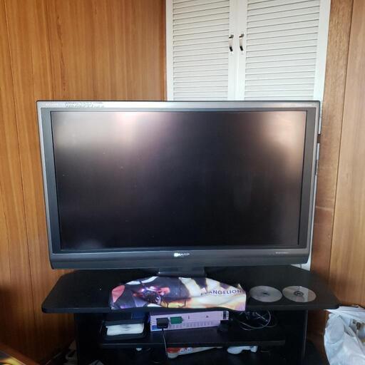 液晶テレビ