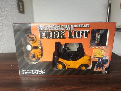トイコー製 ラジコン フォークリフト パレット コンテナ パイロン付 TOYCO RC FORK LIFT\n\n