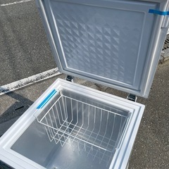 ■A-1 中古品 ナフコ エスケイジャパン 冷凍ストッカー NF-AF95DU 95L 2023年 幅554x奥592ｘ高832㎜ 動作問題なし■の画像