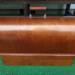 AXE YAMAZAKI アンティークミシンの画像