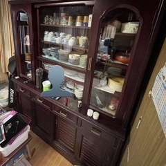 食器棚の画像
