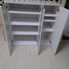ニトリ　食器棚の画像