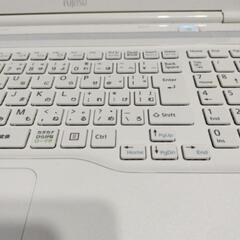 富士通FUJITSUノートパソコン　DVDマルチドライブ付きの画像