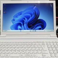 富士通FUJITSUノートパソコン　DVDマルチドライブ付きの画像