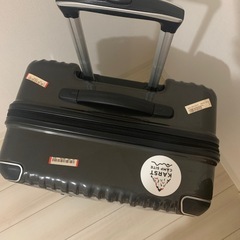 スーツケースの画像