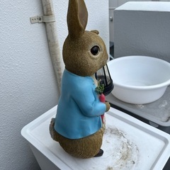  ガーデニング　フラワー　ガーデニング用品　エクステリア　ガーデンライト　ピーターラビットシリーズ　ピーターラビットソーラーライト付き　G38809の画像