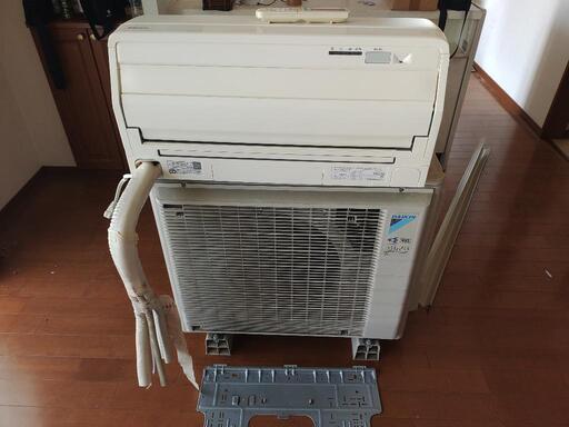 ★ダイキン DAIKIN 2016年製 ルームエアコン うるるとさらら ATR40TPE4-W　単相 200V 50/60Hz★