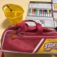 絵の具　鞄、絵の具、バケツ、パレット、筆セットの画像