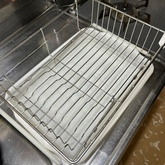 処分予定！！　　水切りカゴとトレー