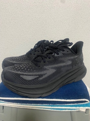 ホカ　クリフトン9