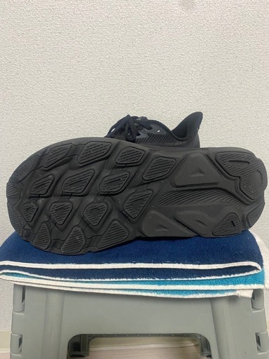 ホカ　クリフトン9