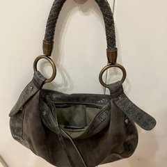 【大幅値下げ】2万円相当　COBRA 肩掛けハンドバッグ　グレー（カーキ）　の画像
