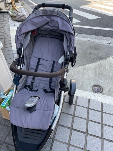2人乗りベビーカー(定価約15万)