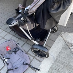 2人乗りベビーカー(定価約15万)の画像