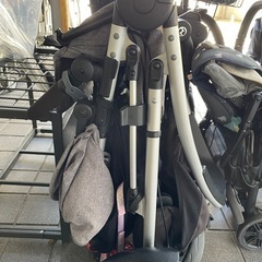 2人乗りベビーカー(定価約15万)の画像