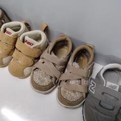 子供靴 クリーニング済  即日お取引可 TETEATETE アシックス IFME New Balance

preenの画像