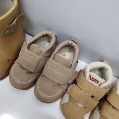 子供靴 クリーニング済  即日お取引可 TETEATETE アシックス IFME New Balance

preenの画像