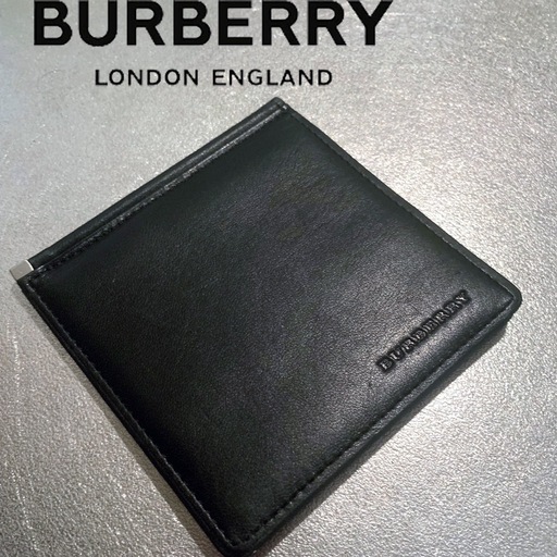 Burberry マネークリップ本革　美品