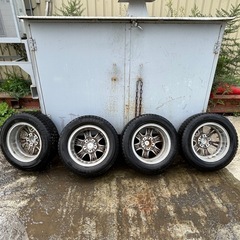 【商談中】195/65/15スノータイヤ の画像