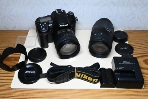 Nikon D7000 レンズ２本 Nikon AF-S 18-70mm SIGMA望遠AF 70-300mm 充電池 充電器 ストラップ