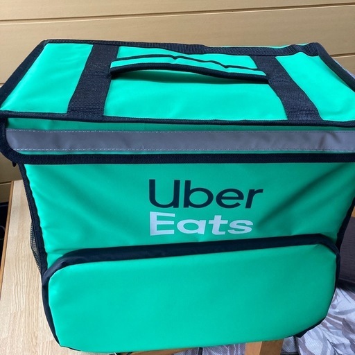 ウーバーイーツ バッグ