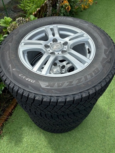 バリ溝スタッドレスタイヤ　アルミホイールセット❗️