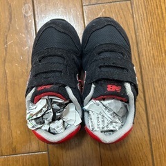 ニューバランス　キッズスニーカー
