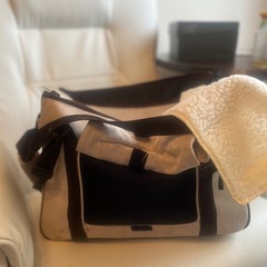 ペット用キャリーバッグの画像