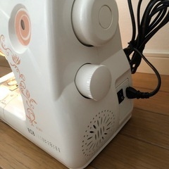 JANOMEのミシン　シンプル機能の画像