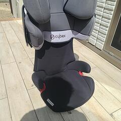 ドイツ製高級ジュニアシート3歳〜12歳　チャイルドシート