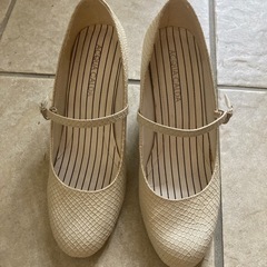 【USED】☆パーティー用☆ハイヒール☆白☆24cm☆ACQUA...