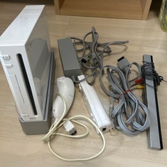 Wiiとそのカセット類　値段下げました！