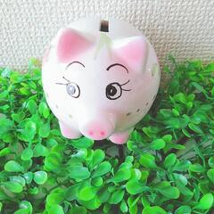 つぶらな瞳が可愛い❤小ぶりな豚さん❤貯金箱