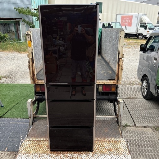日立　冷凍冷蔵庫　　５ドア　値下げしました　
決まりました
