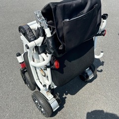 最終値下げ！　電動車椅子　INNUOVOの画像