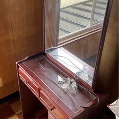 ドレッサー