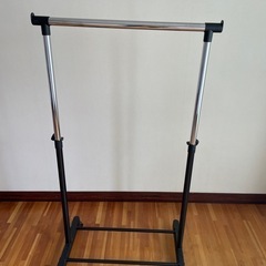 ハンガーラック