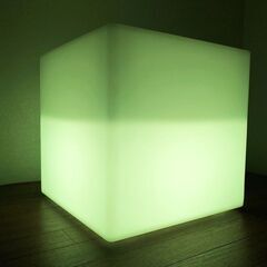 LEDプランター ライトニングキューブポットRGB間接照明　光るLEDファニチャー防水・装飾・電飾　光る家具シリーズ展示品・アウトレットの画像