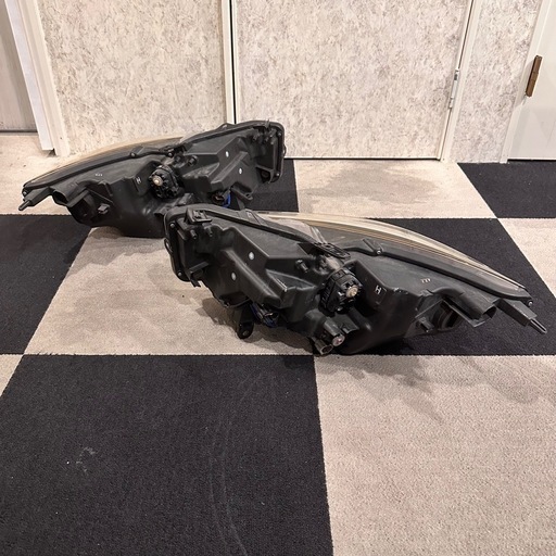 AFS付き 純正 ヘッドライト 左右セット V37 スカイライン 前期