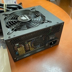 CORSAIR CM600M電源の画像