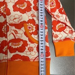 【極美品】ラッシュガード パーカー　size100の画像