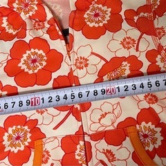 【極美品】ラッシュガード パーカー　size100の画像