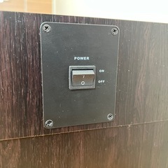 テレビ台（スピーカー、リモコン付き）の画像