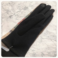 ꒰未使用꒱スマホ操作可能 裏起毛 暖か 柔らか チェック柄 手袋 大人可愛いの画像