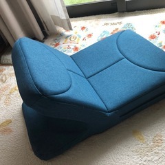 座いす