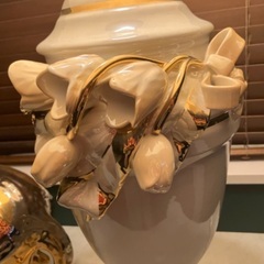 AHURA イタリア陶器製置き型ランプの画像